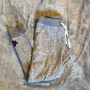 Cozy Gray Knit Canadiana Joggers Womens XS